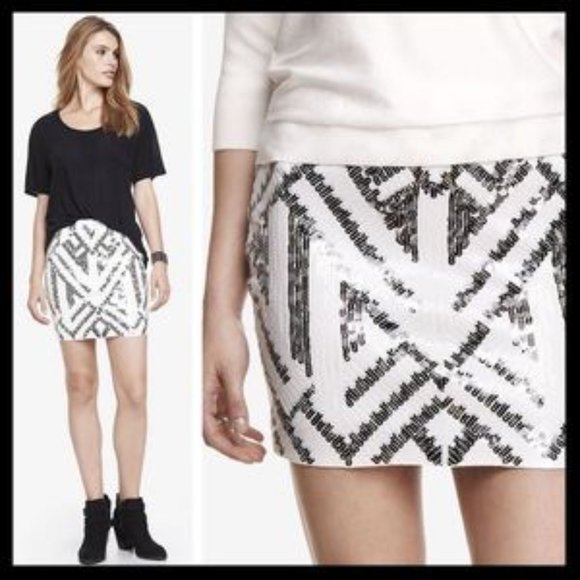 Express Dresses & Skirts - Express Aztec Silver/White Mini Skirt Sz S/P